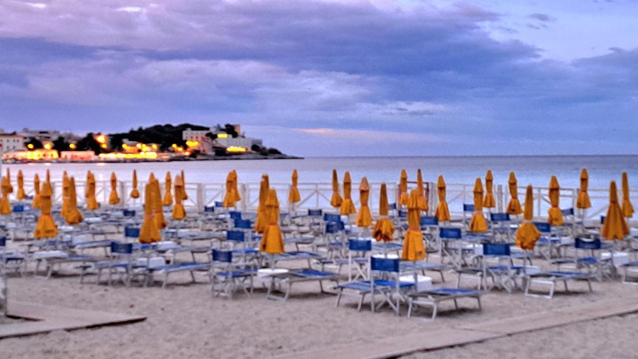 Mansarda Beach Mondello Палермо Екстер'єр фото