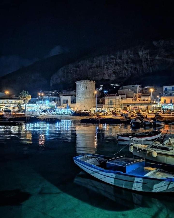 Mansarda Beach Mondello Палермо Екстер'єр фото